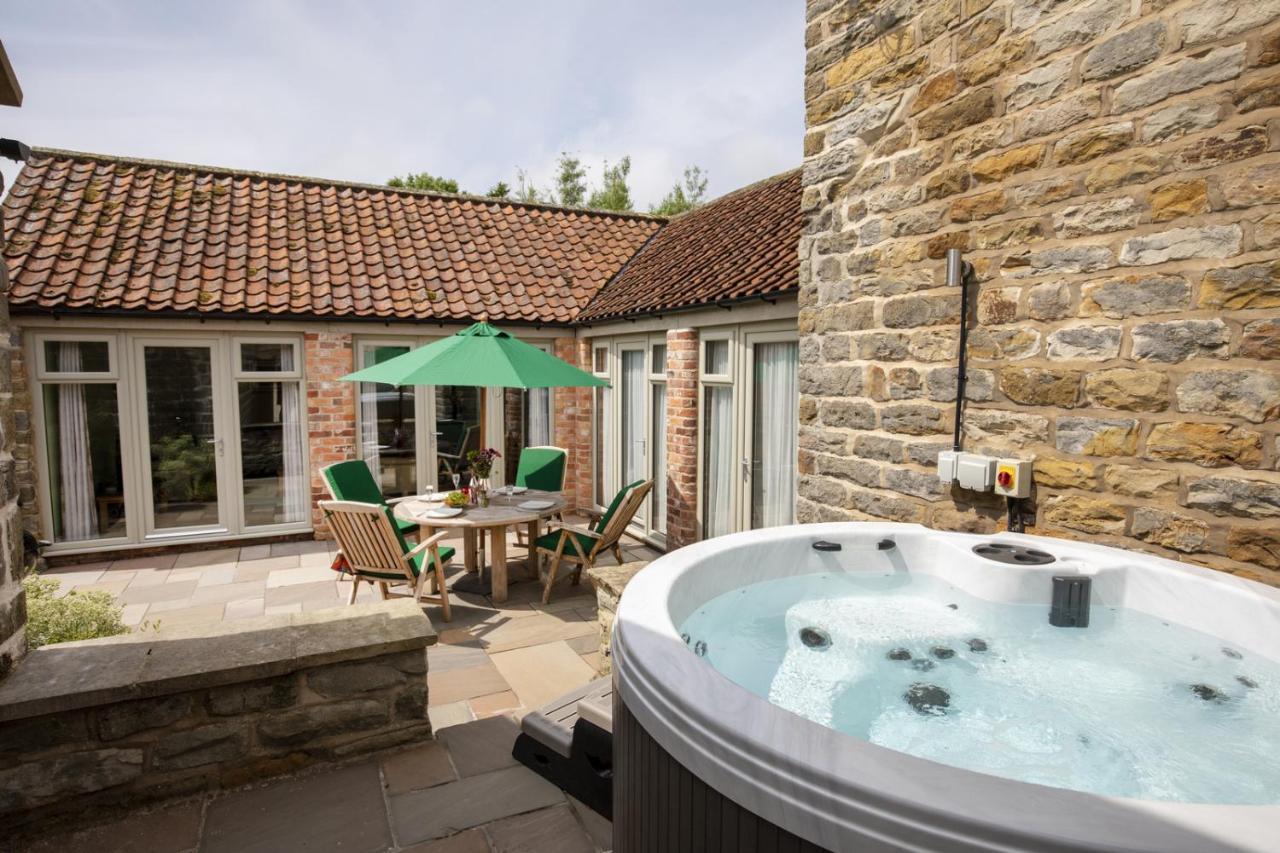 Thirley Cotes Farm Cottages Scarborough Dış mekan fotoğraf